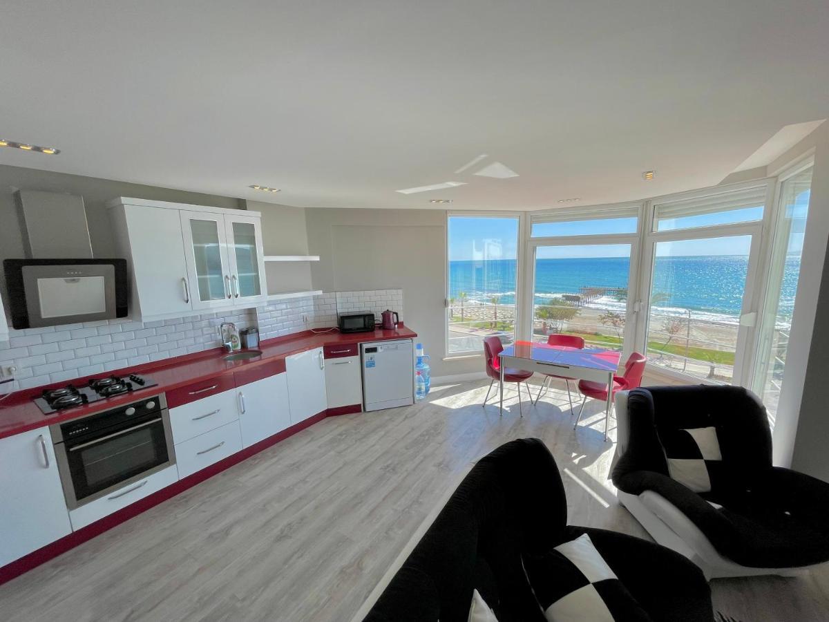 Sa Apartments! Beachfront Apartment With Sea View & Pool Alanya Eksteriør billede