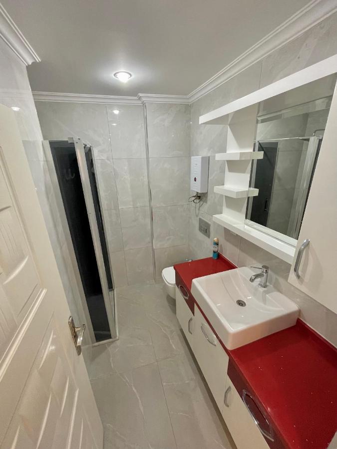 Sa Apartments! Beachfront Apartment With Sea View & Pool Alanya Eksteriør billede