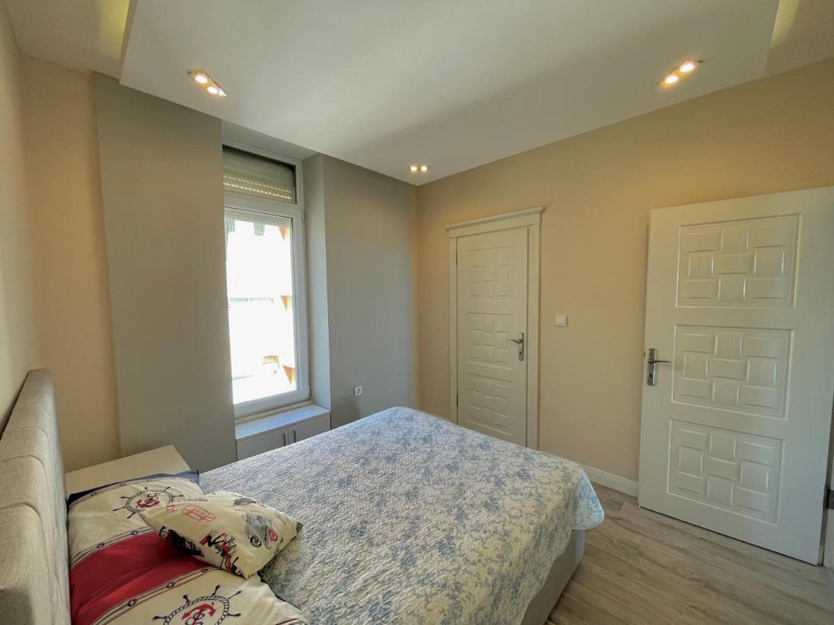 Sa Apartments! Beachfront Apartment With Sea View & Pool Alanya Eksteriør billede
