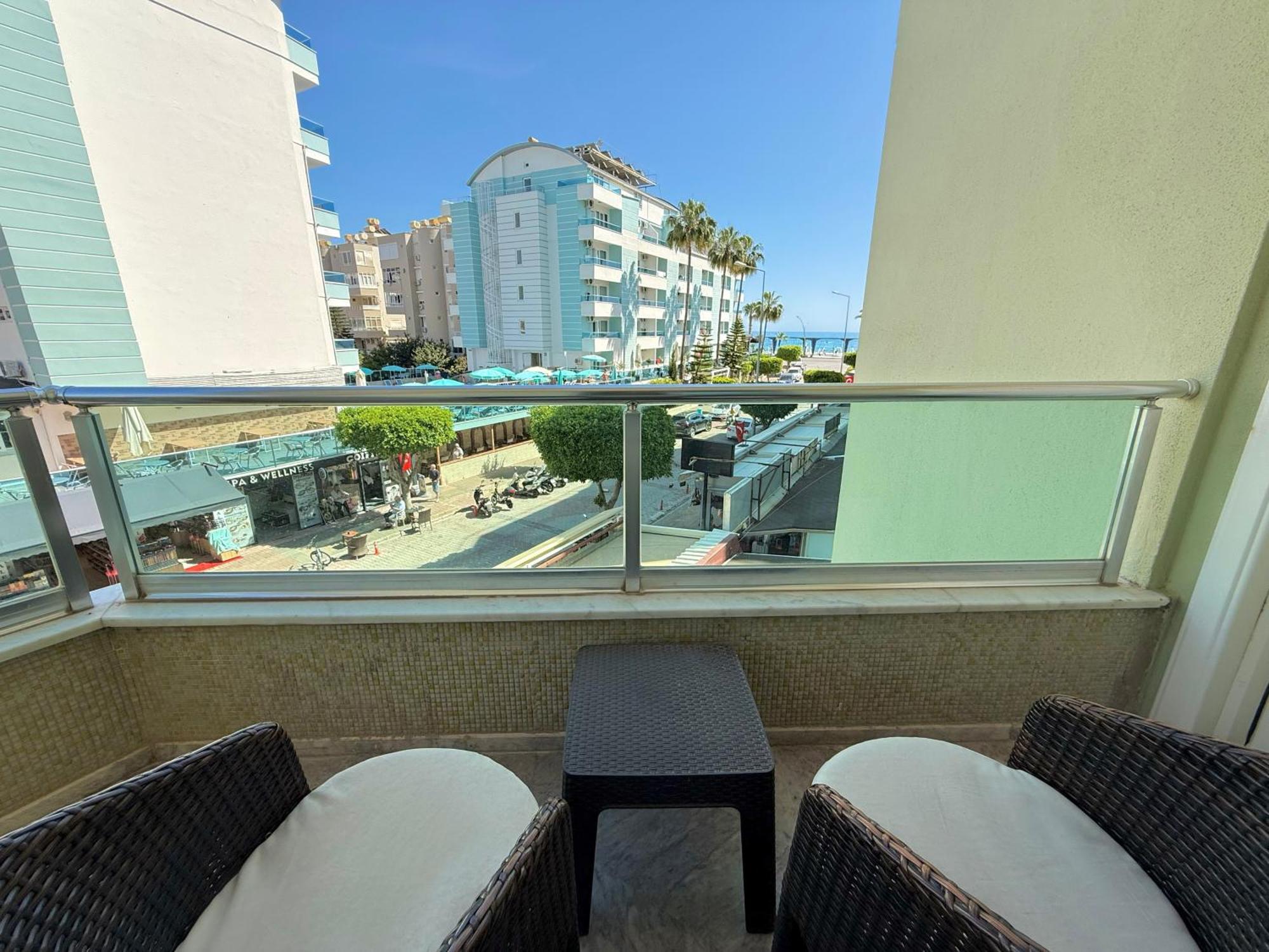 Sa Apartments! Beachfront Apartment With Sea View & Pool Alanya Eksteriør billede
