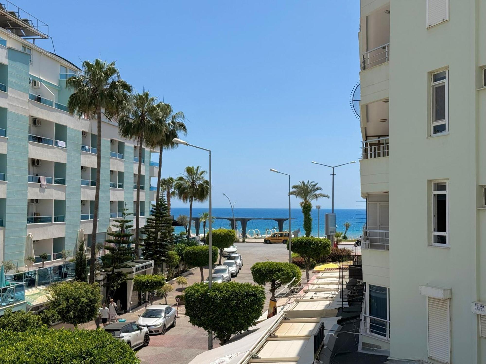 Sa Apartments! Beachfront Apartment With Sea View & Pool Alanya Eksteriør billede