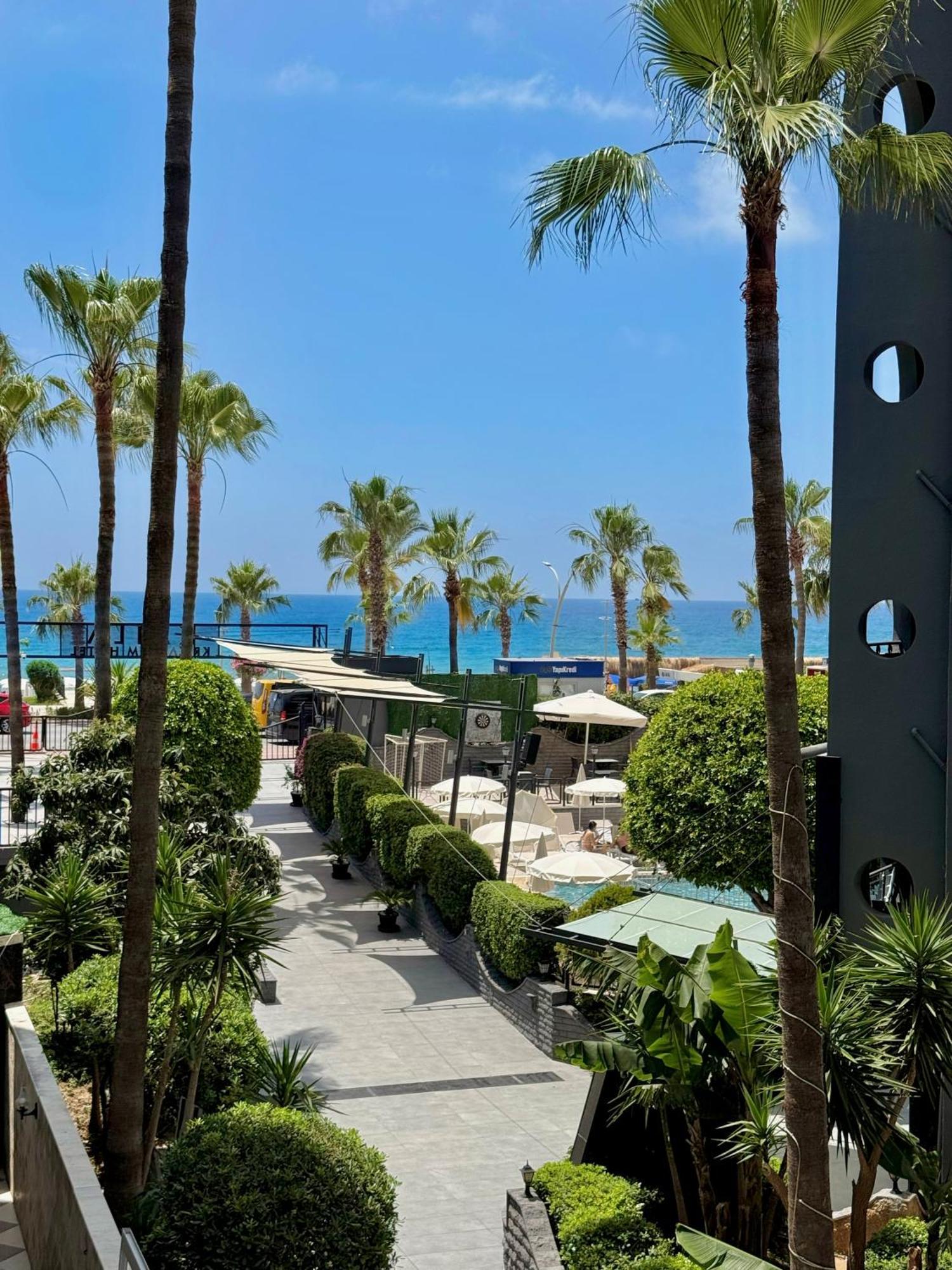 Sa Apartments! Beachfront Apartment With Sea View & Pool Alanya Eksteriør billede
